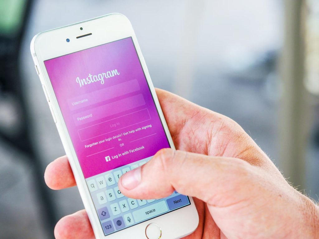 Instagram Wakes Up After Cambridge Analytica Scandal Of Facebook